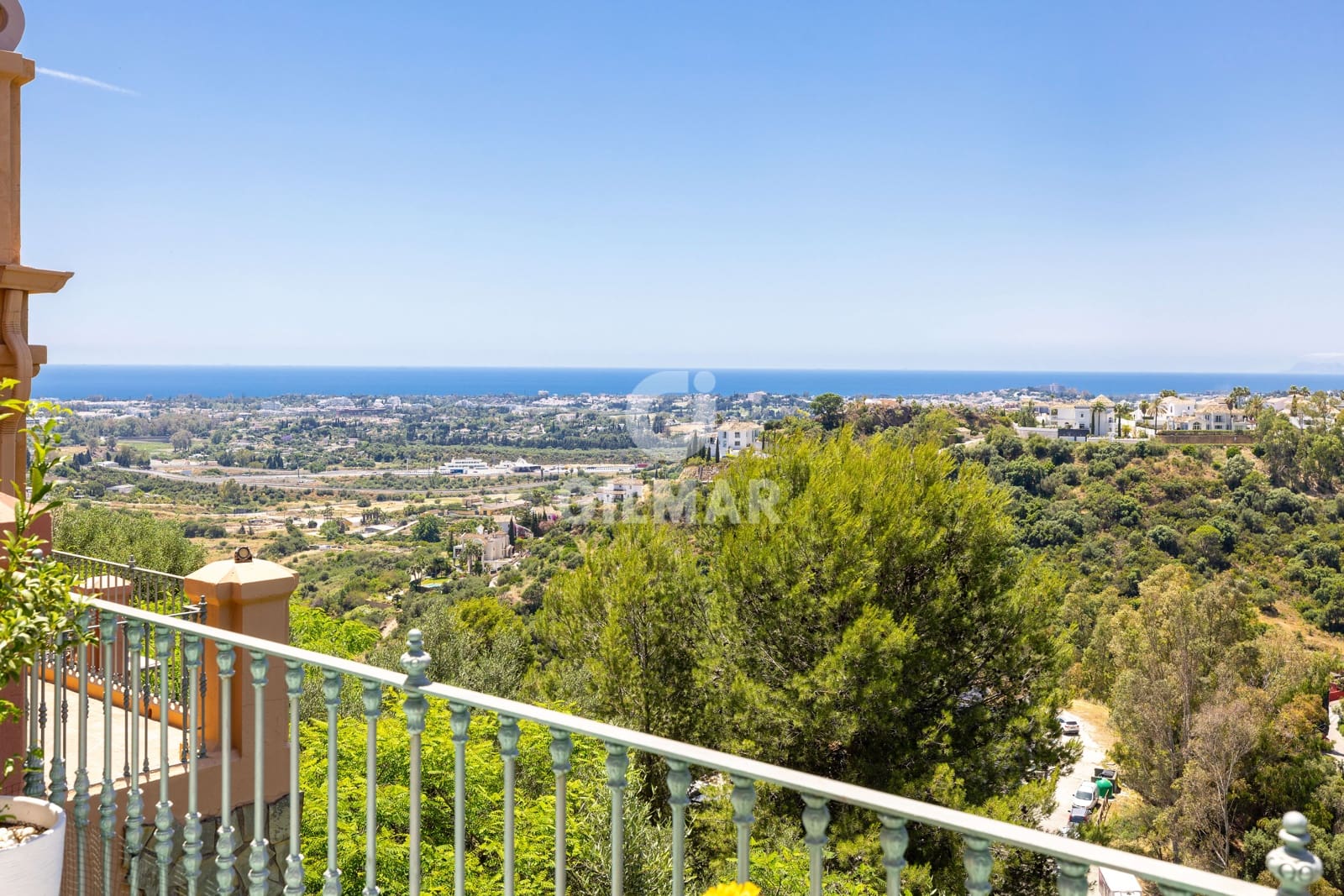 Piso de 2 habitaciones en Monte Halcones en venta con piscina - 675.000 € (Ref: 9838447)