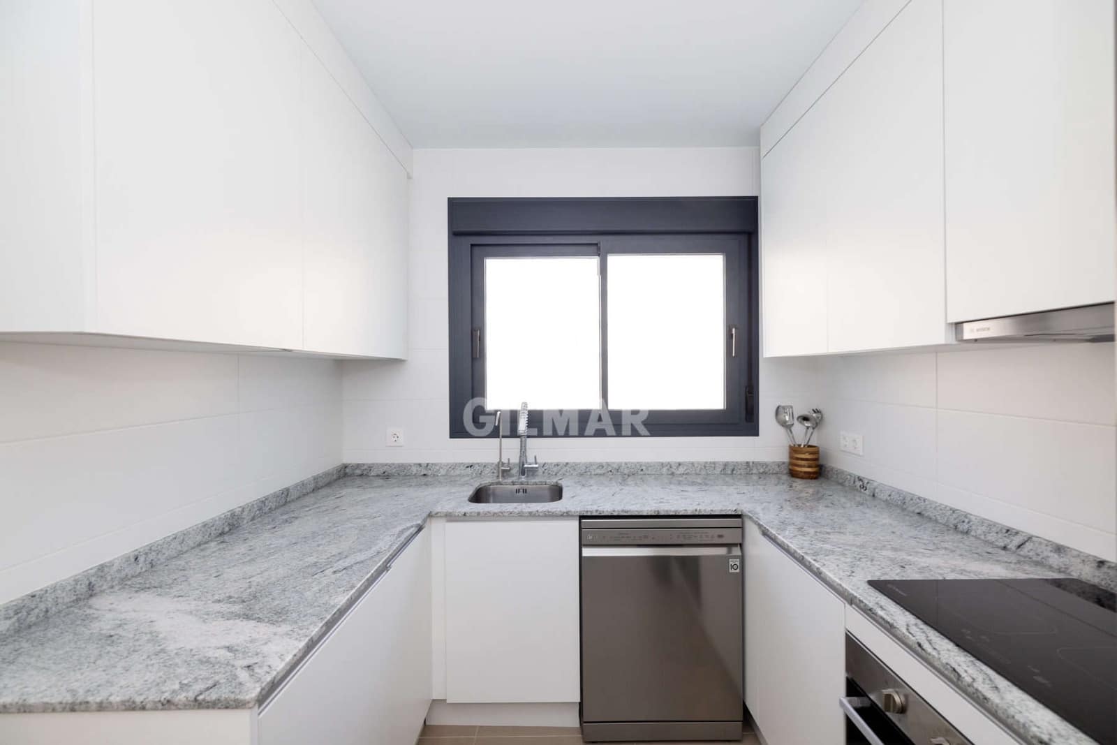3 bedroom Terraced Villa for sale in Cancelada with garage - € 450,000 (Ref: 9841440)