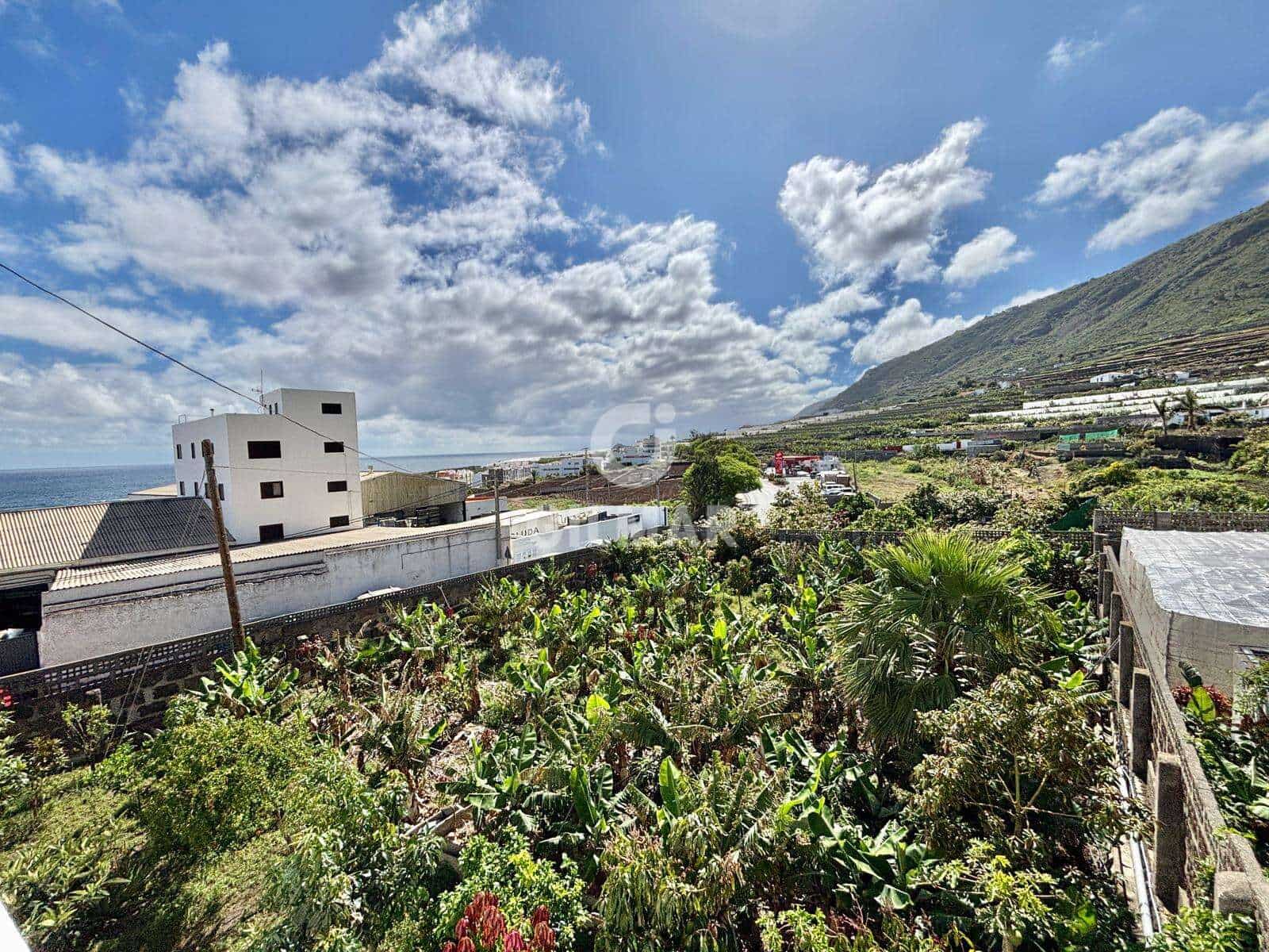 7 bedroom Villa for sale in Garachico - € 795,000 (Ref: 9847867)