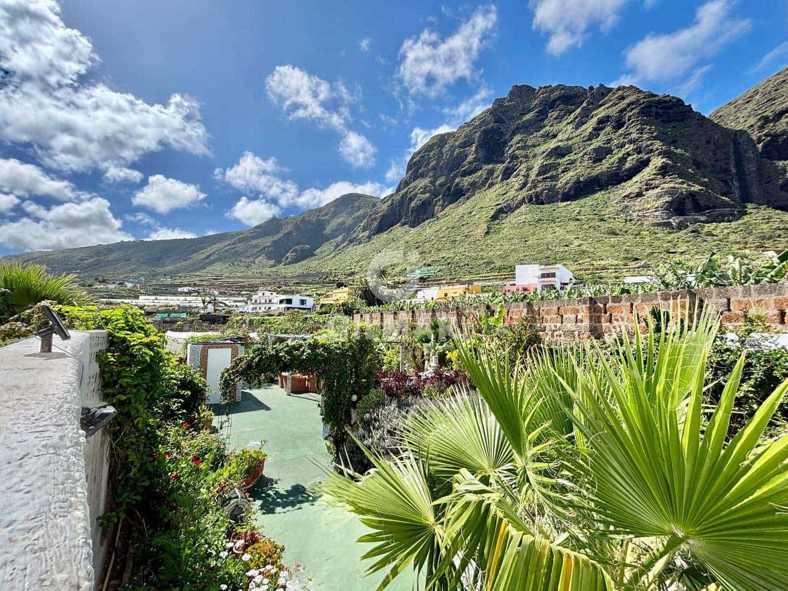 7 bedroom Villa for sale in Garachico - € 795,000 (Ref: 9847867)