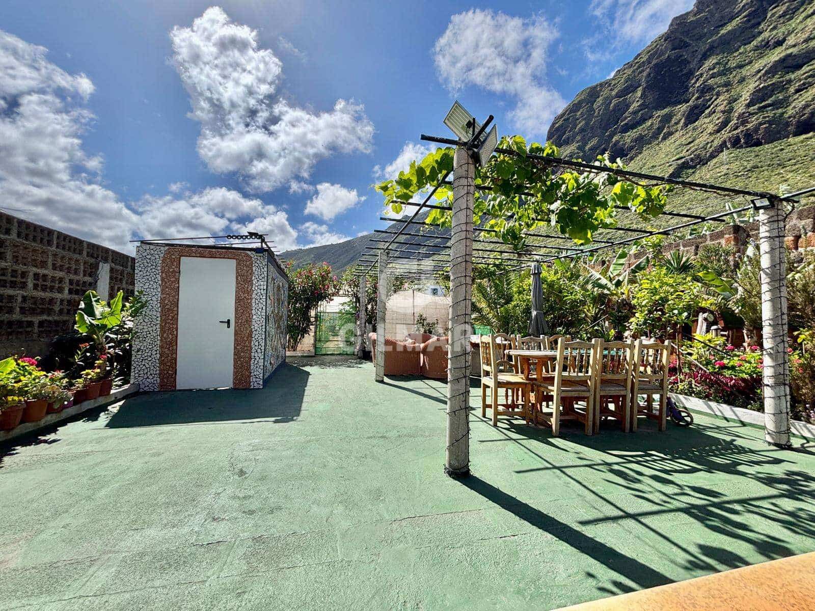 7 bedroom Villa for sale in Garachico - € 795,000 (Ref: 9847867)
