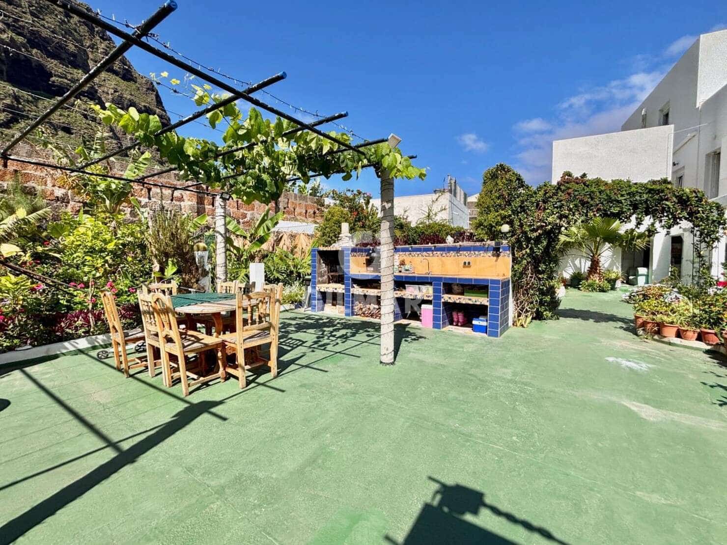 7 bedroom Villa for sale in Garachico - € 795,000 (Ref: 9847867)