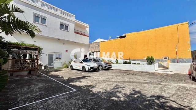 7 sypialnia Willa na sprzedaż w Garachico z garażem - 750 000 € (Ref: 9847867)