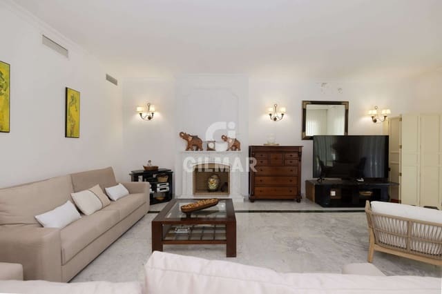 4 Zimmer Villa zu verkaufen in Atalaya-Isdabe, Estepona mit Pool - 2.200.000 € (Ref: 9848373)