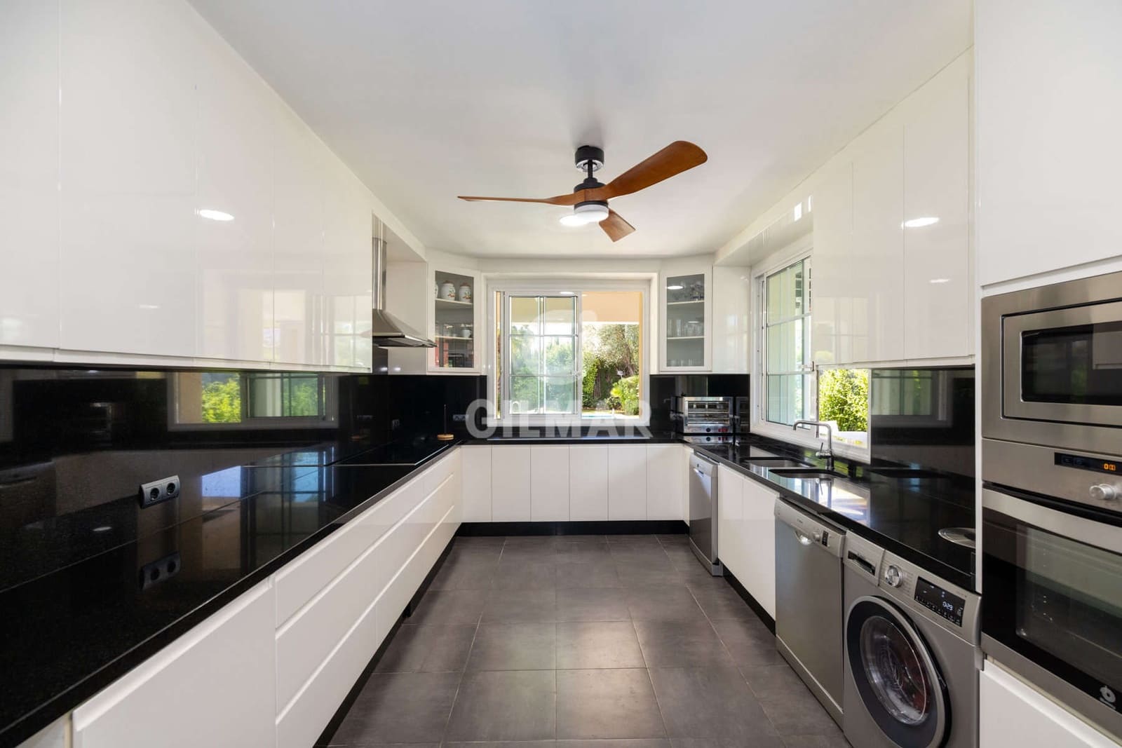 4 Zimmer Villa zu verkaufen in Atalaya-Isdabe mit Pool - 2.200.000 € (Ref: 9848373)