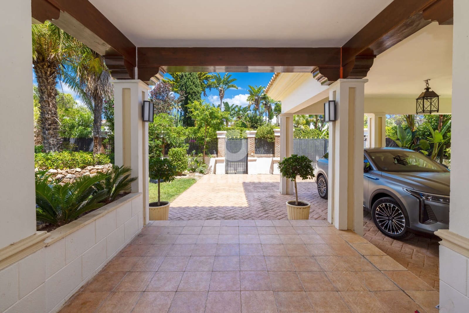 4 Zimmer Villa zu verkaufen in Atalaya-Isdabe mit Pool - 2.200.000 € (Ref: 9848373)