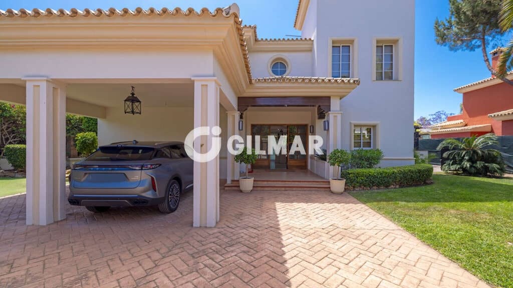4 bedroom Villa for sale in Atalaya-Isdabe with pool garage - € 2,200,000 (Ref: 9848373)