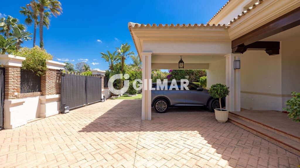 4 bedroom Villa for sale in Atalaya-Isdabe with pool garage - € 2,200,000 (Ref: 9848373)