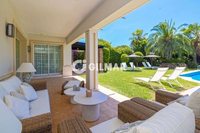 4 quarto Moradia para venda em Atalaya-Isdabe, Estepona com piscina garagem - 2 200 000 € (Ref: 9848373)
