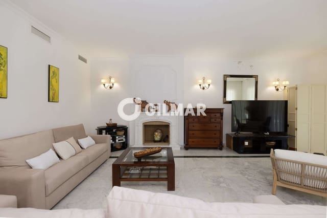 4 quarto Moradia para venda em Atalaya-Isdabe, Estepona com piscina garagem - 2 200 000 € (Ref: 9848373)