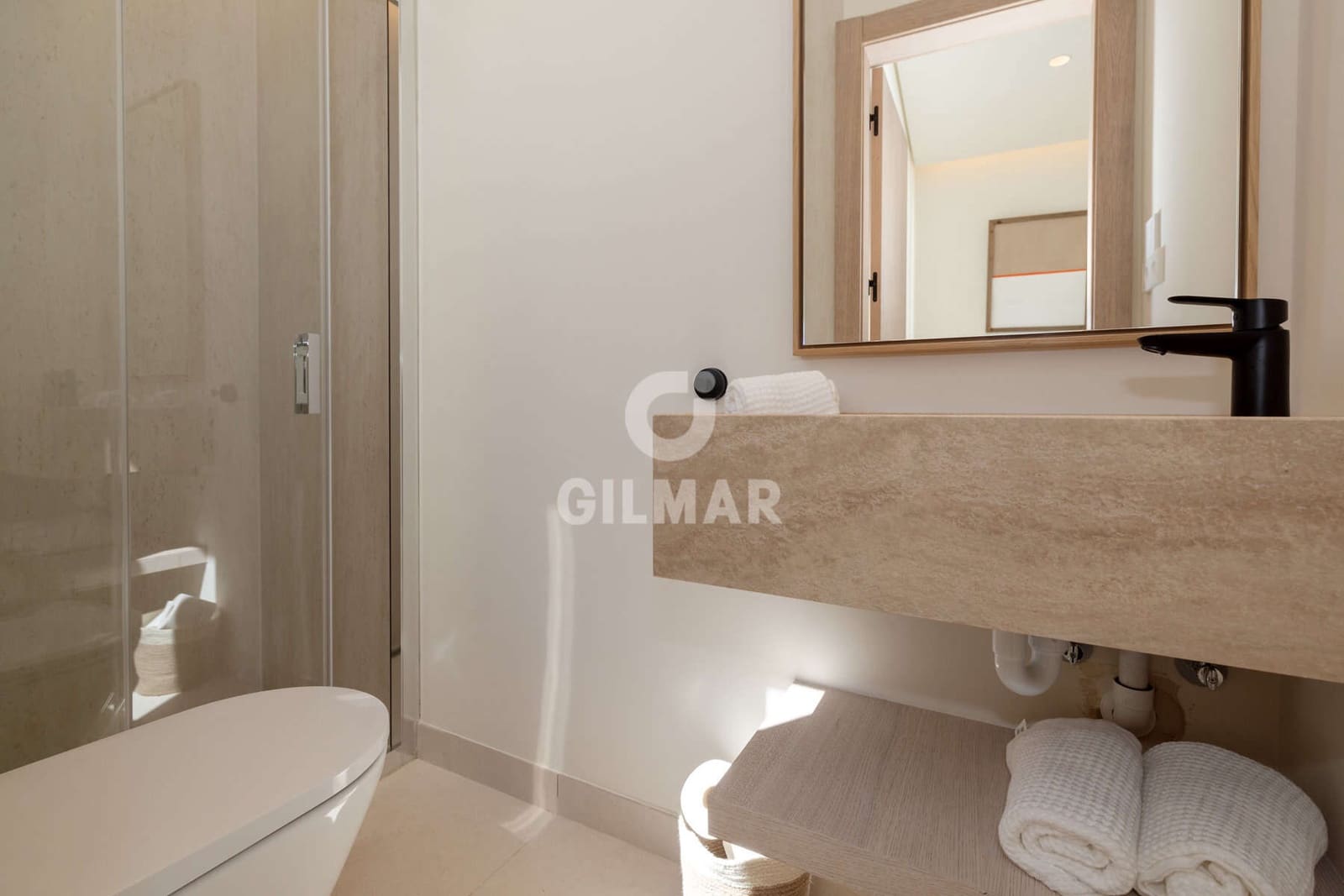 2 sovrum Radhus till salu i Estepona - 399 000 € (Ref: 9850528)