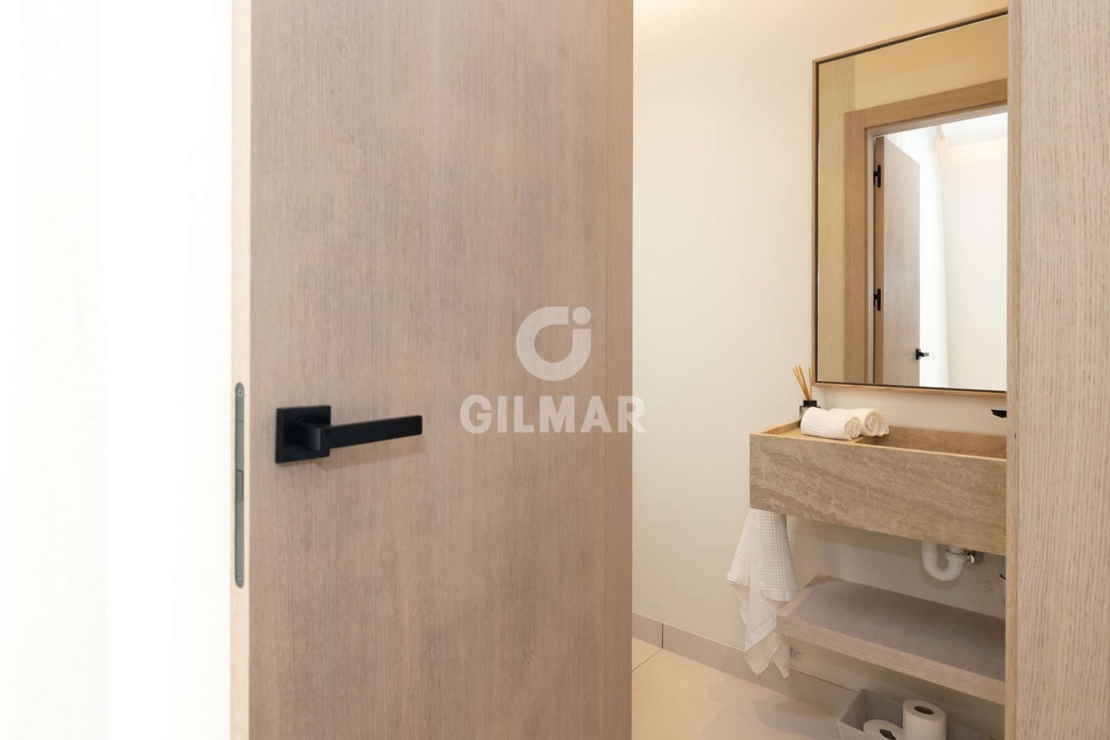 2 sovrum Radhus till salu i Estepona - 399 000 € (Ref: 9850528)