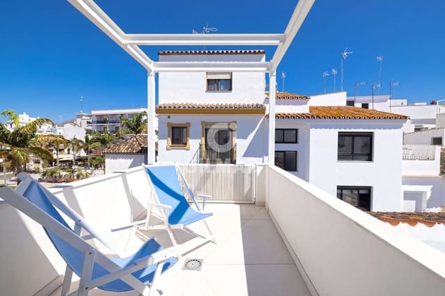Adosado de 2 habitaciones en Centro, Estepona en venta - 399.000 € (Ref: 9850528)