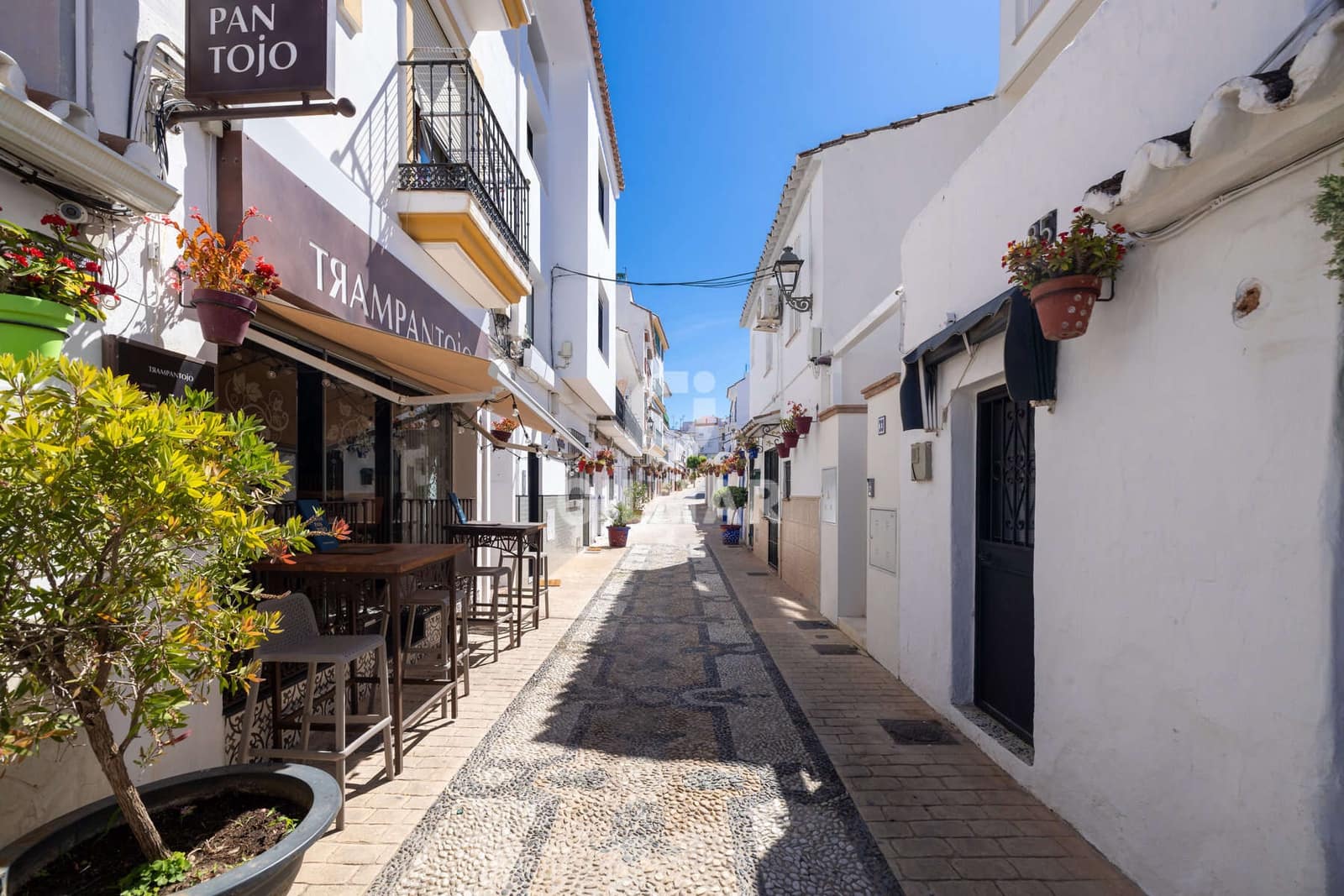 2 sovrum Radhus till salu i Estepona - 399 000 € (Ref: 9850528)