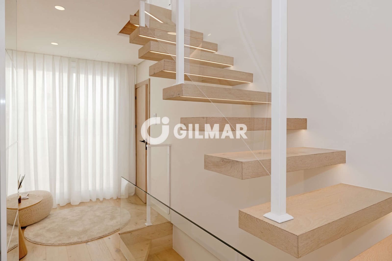 2 bedroom Terraced Villa for sale in Estepona - € 379,000 (Ref: 9850528)