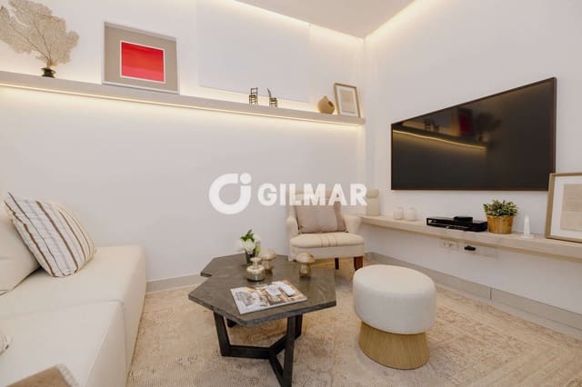 2 quarto Moradia em Banda para venda em Centro, Estepona - 379 000 € (Ref: 9850528)