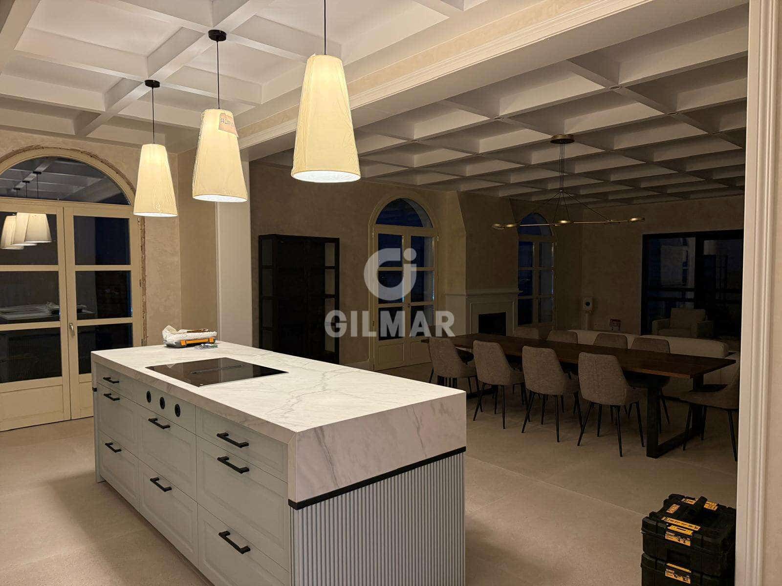 4 soveværelse Villa til salg i Estepona med swimmingpool garage - € 2.195.000 (Ref: 9850601)