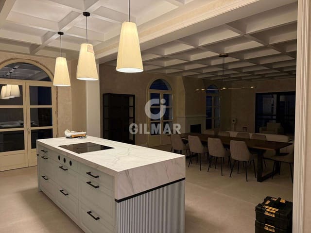 4 soveværelse Villa til salg i Guadalobón, Estepona med swimmingpool garage - € 2.195.000 (Ref: 9850601)