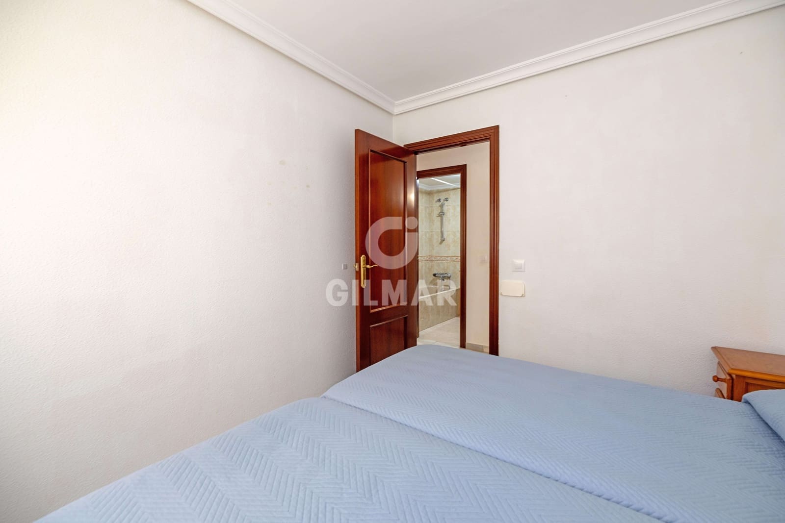 3 sypialnia Mieszkanie na sprzedaż w Marbella z basenem garażem - 640 000 € (Ref: 9850604)