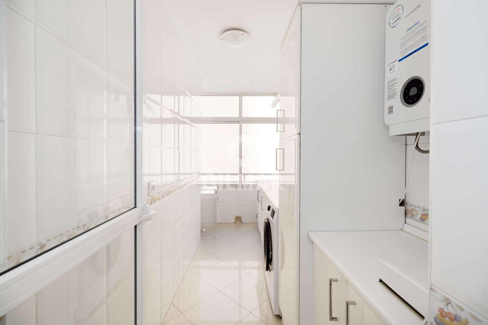 3 sypialnia Mieszkanie na sprzedaż w Marbella z basenem garażem - 640 000 € (Ref: 9850604)