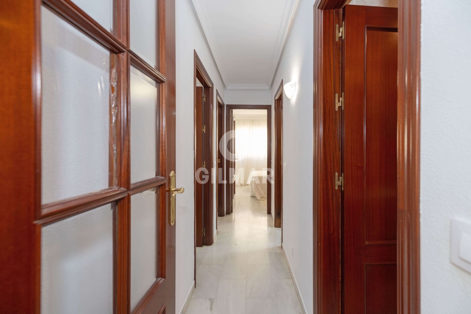 3 sypialnia Mieszkanie na sprzedaż w Marbella z basenem garażem - 640 000 € (Ref: 9850604)