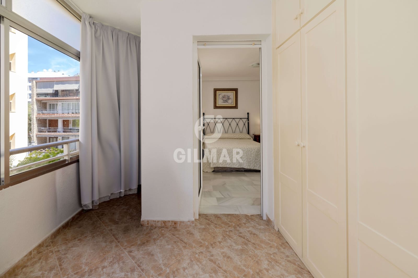 3 sypialnia Mieszkanie na sprzedaż w Marbella z basenem garażem - 640 000 € (Ref: 9850604)