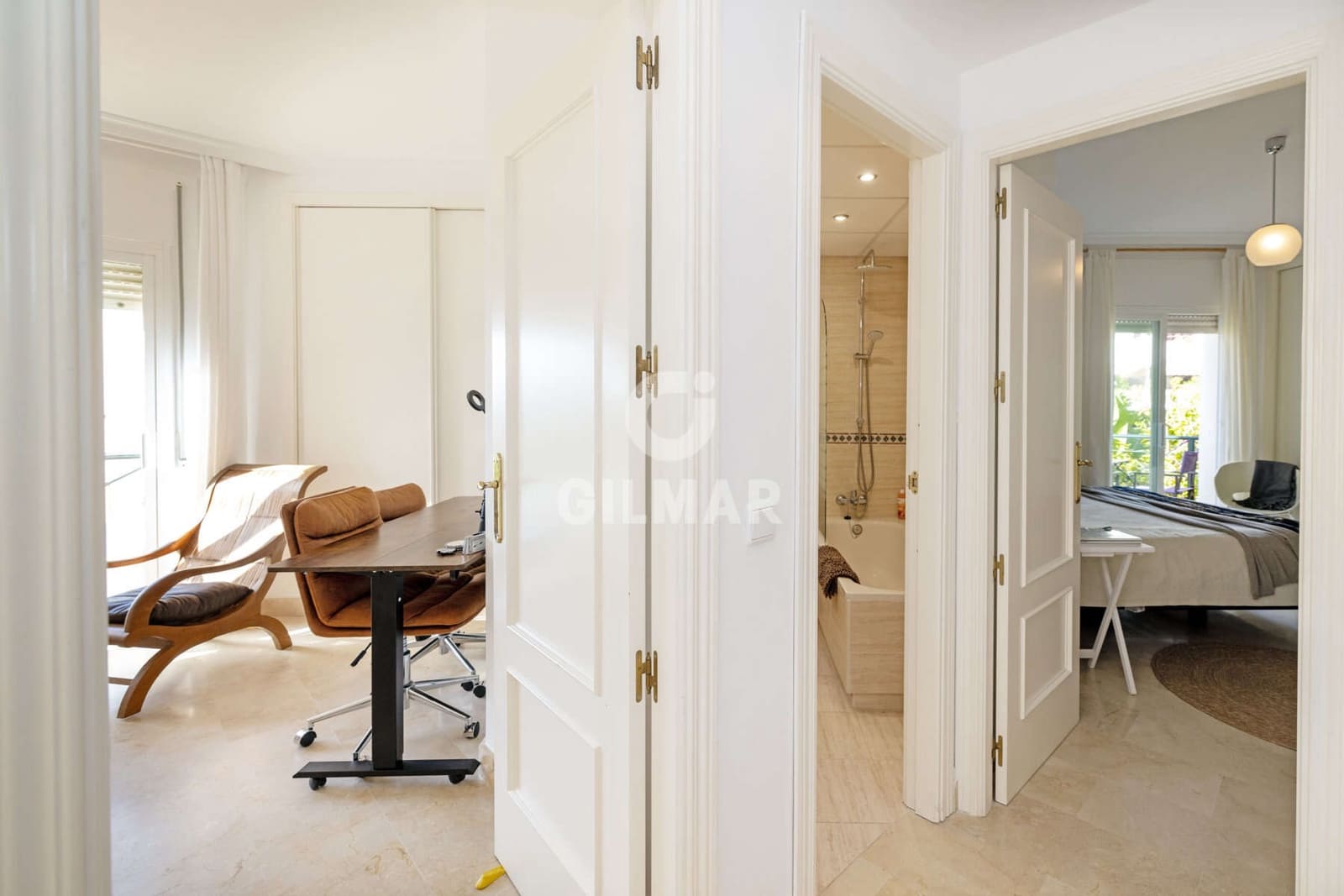 3 sovrum Lägenhet till salu i Bel-Air med pool - 450 000 € (Ref: 9854453)