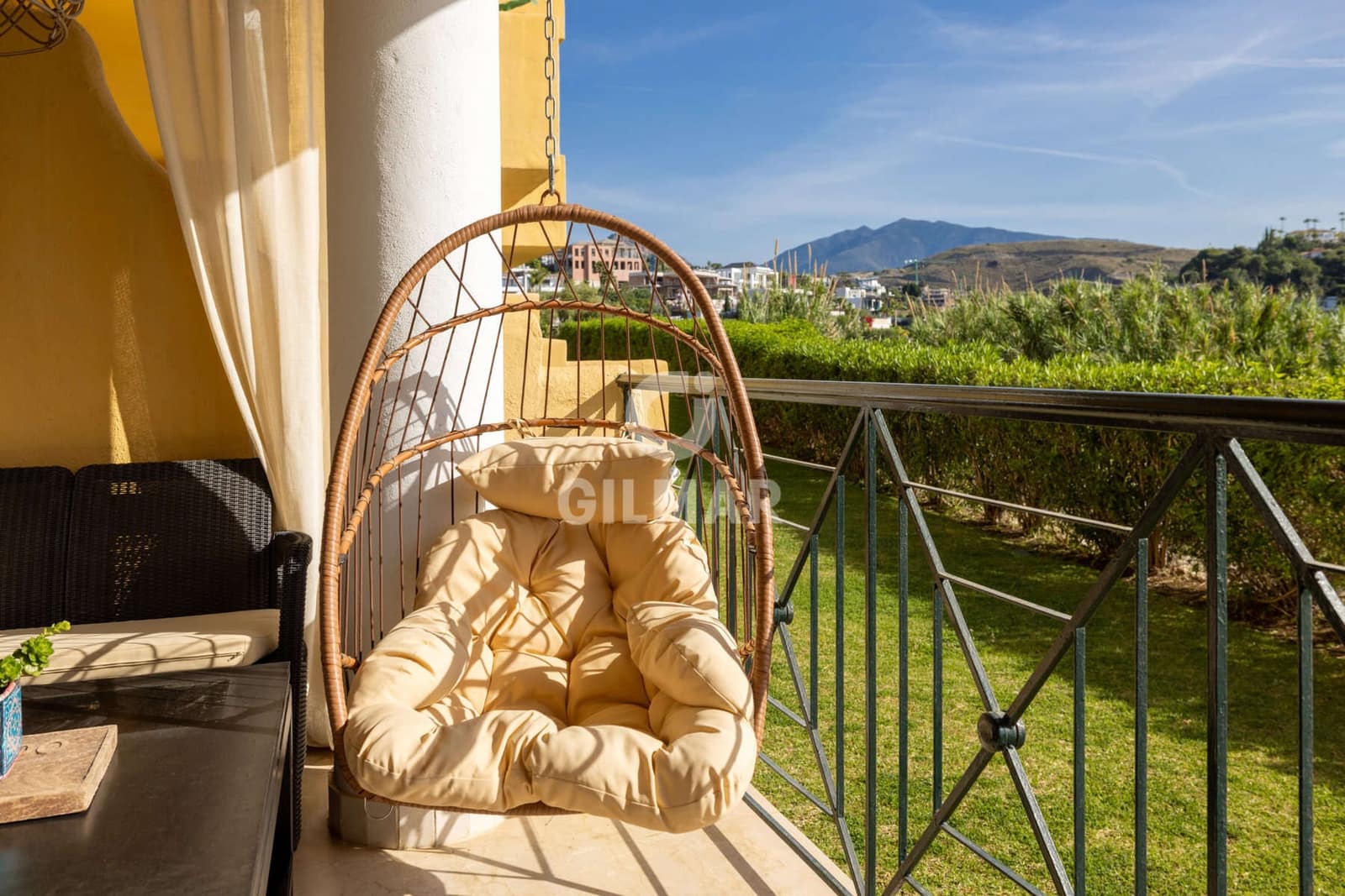 3 sovrum Lägenhet till salu i Bel-Air med pool - 450 000 € (Ref: 9854453)
