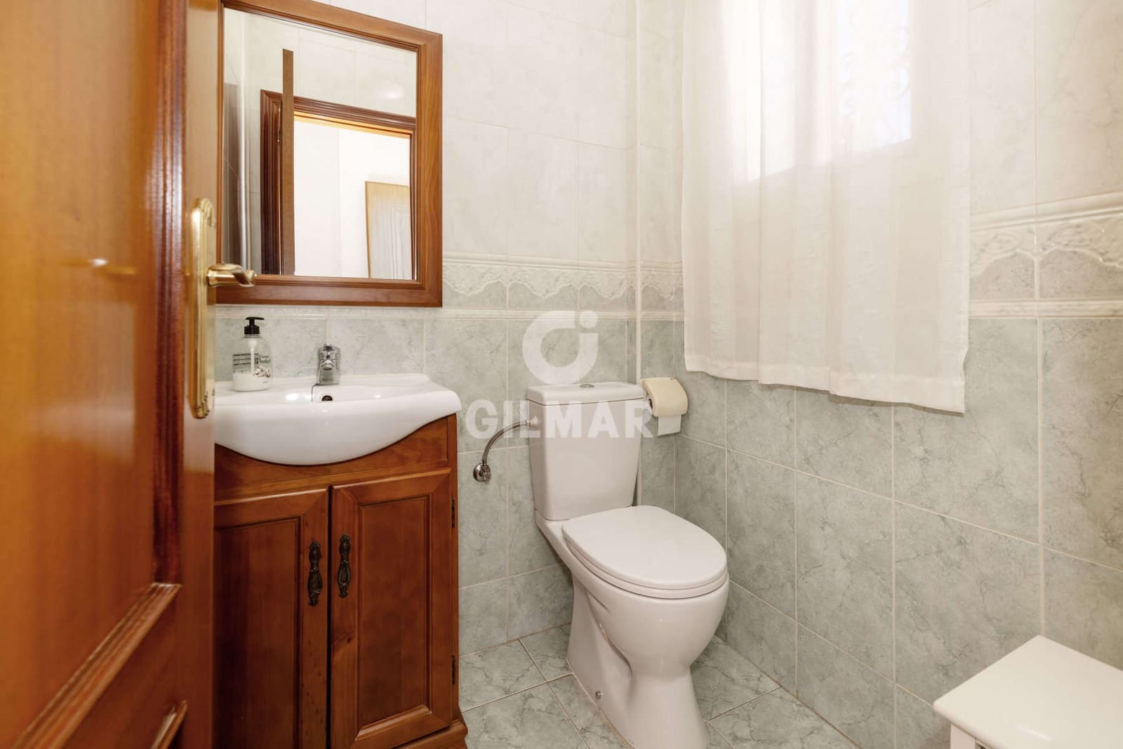 3 sovrum Radhus till salu i Estepona med garage - 567 000 € (Ref: 9855944)