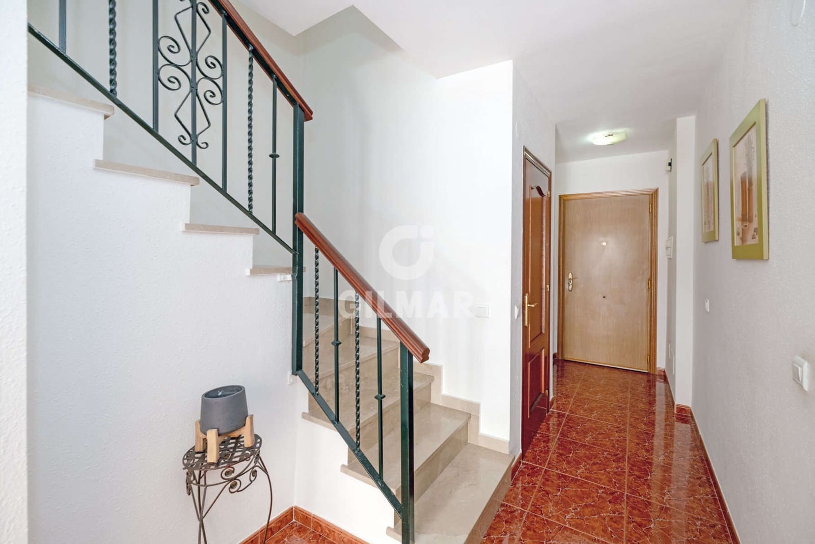3 sovrum Radhus till salu i Estepona med garage - 567 000 € (Ref: 9855944)
