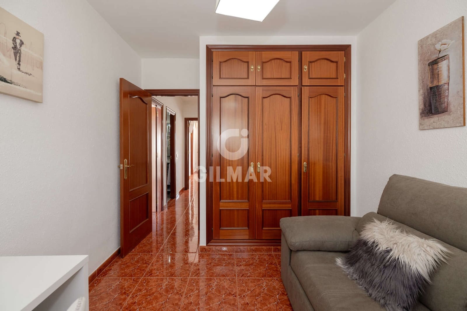 3 sovrum Radhus till salu i Estepona med garage - 567 000 € (Ref: 9855944)