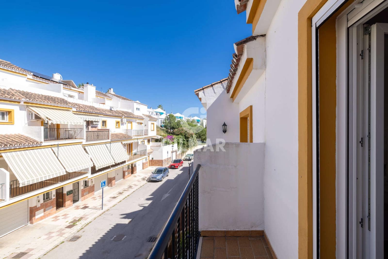 3 sovrum Radhus till salu i Estepona med garage - 567 000 € (Ref: 9855944)