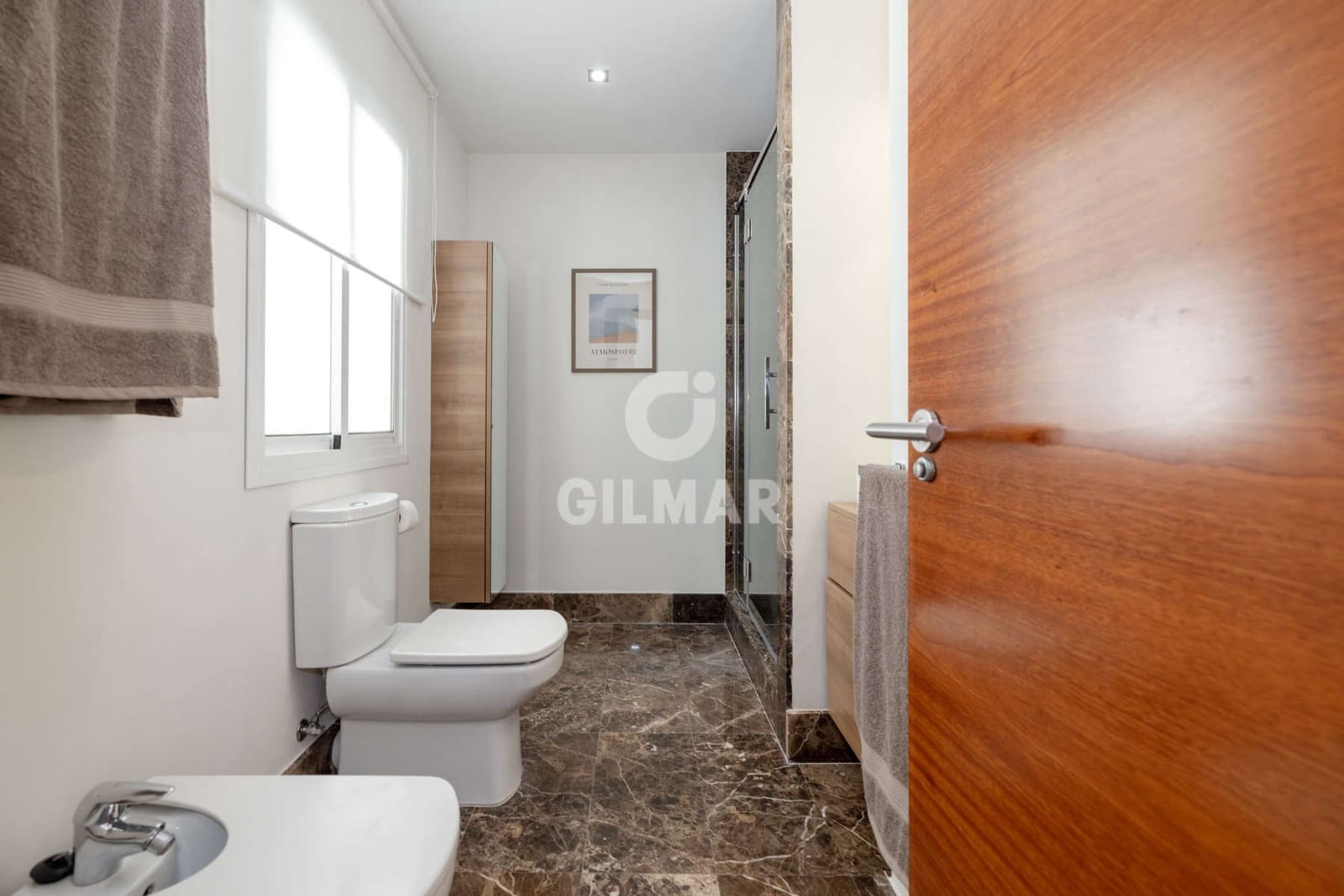 Piso de 3 habitaciones en Estepona en venta con piscina - 1.050.000 € (Ref: 9855945)