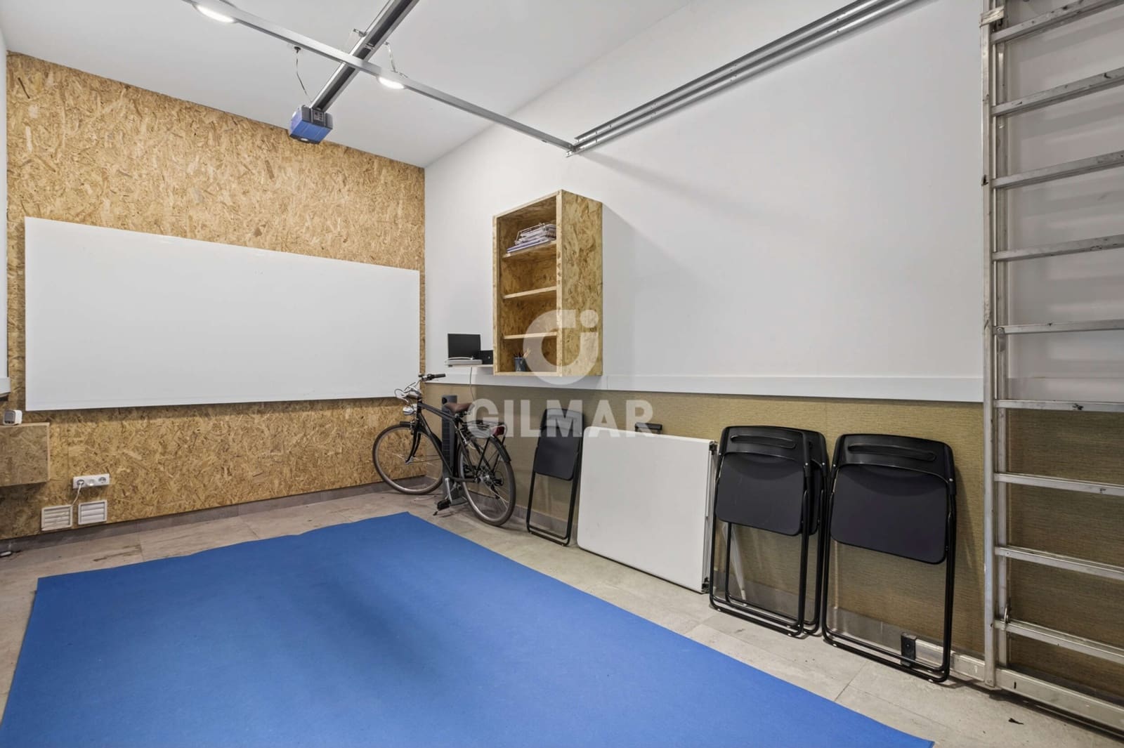 4 soverom Rekkehus til salgs i Sevilla by med svømmebasseng garasje - € 849 000 (Ref: 9858702)