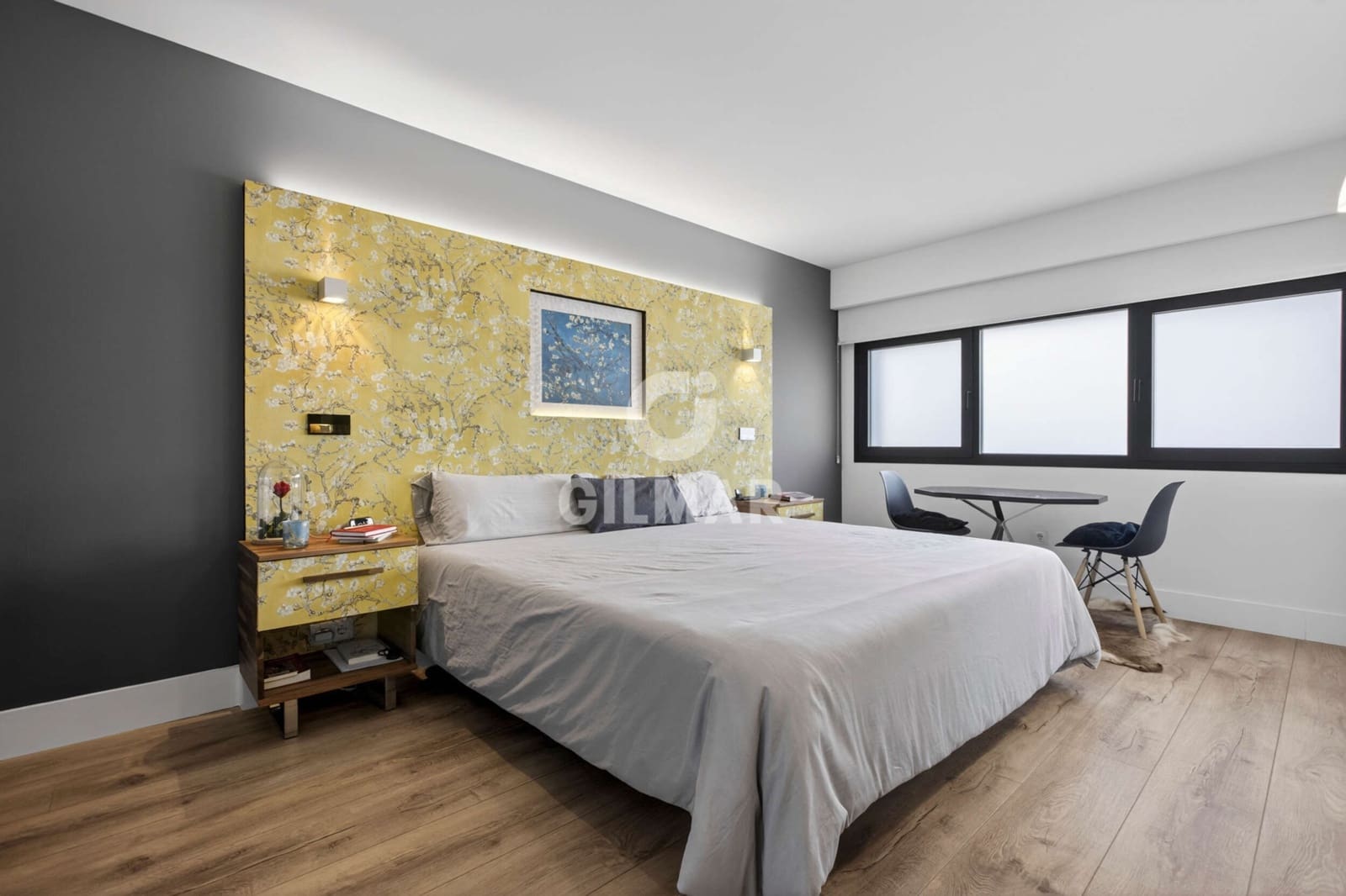 4 soverom Rekkehus til salgs i Sevilla by med svømmebasseng garasje - € 849 000 (Ref: 9858702)
