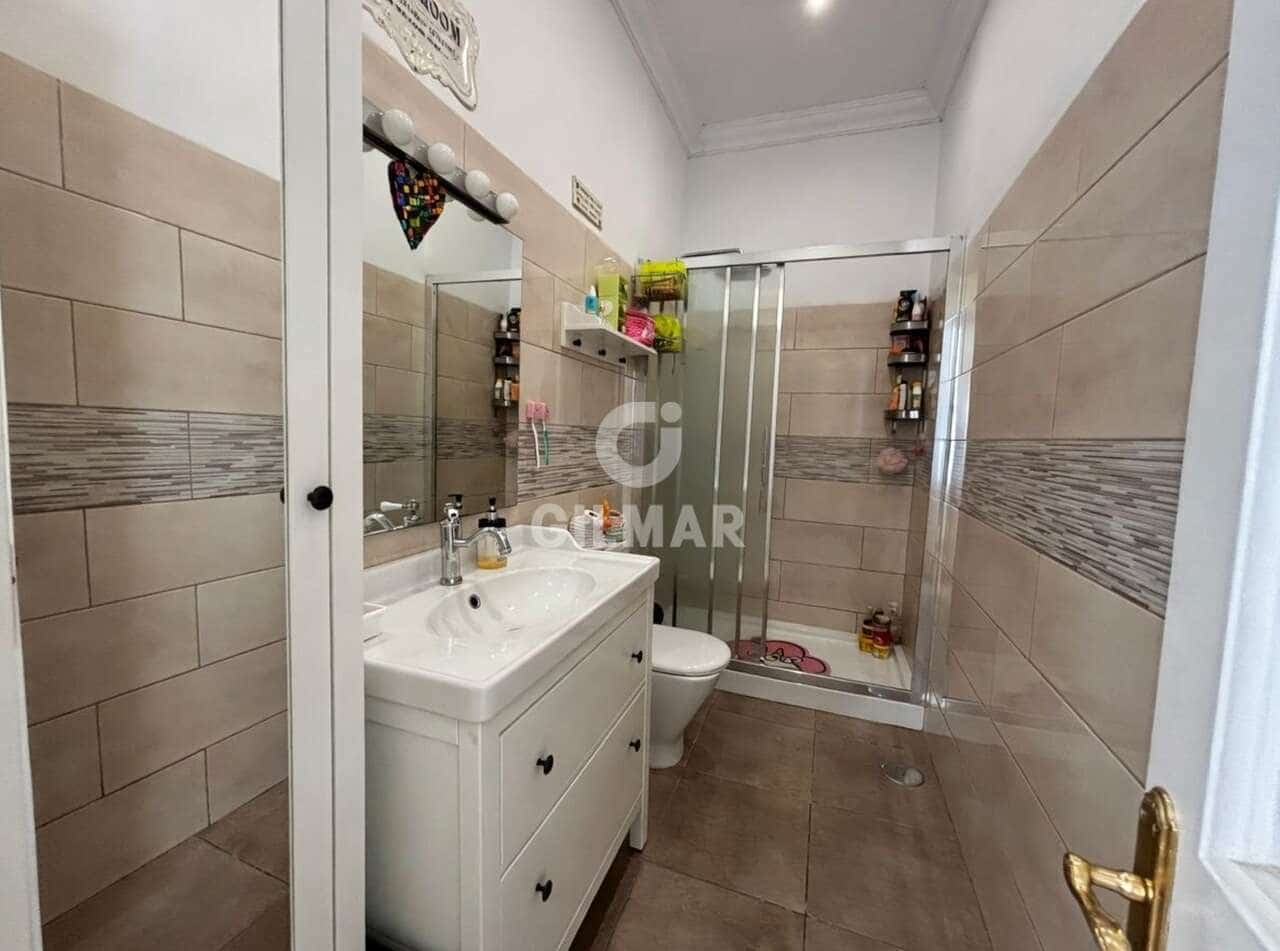 Townhouse for sale in Puerto de la Cruz - € 1,100,000 (Ref: 9860677)