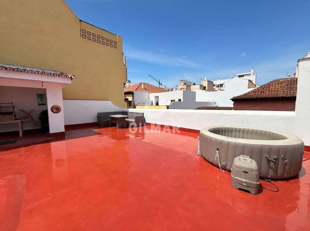 Townhouse for sale in Puerto de la Cruz - € 1,100,000 (Ref: 9860677)