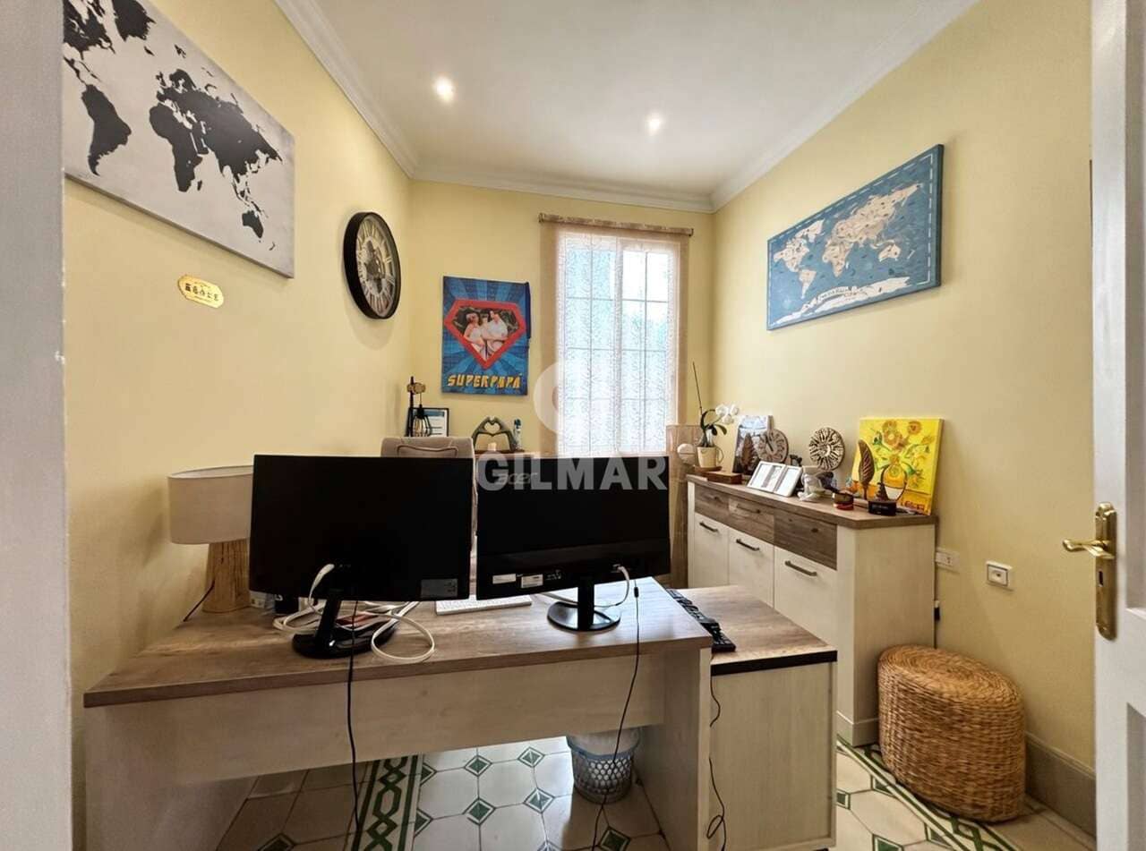 Townhouse for sale in Puerto de la Cruz - € 1,100,000 (Ref: 9860677)