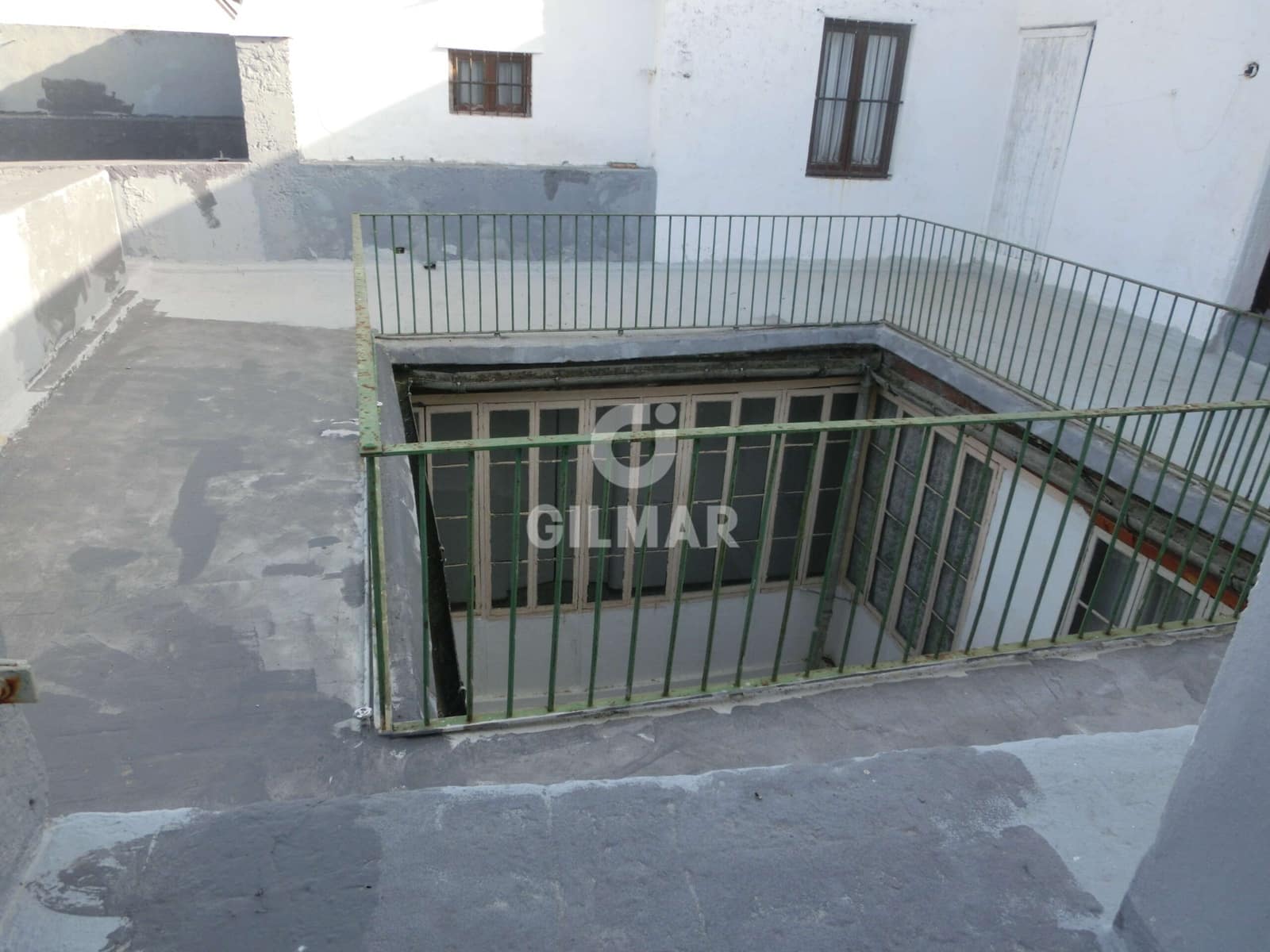 Townhouse for sale in El Puerto de Santa Maria - € 1,000,000 (Ref: 9860679)