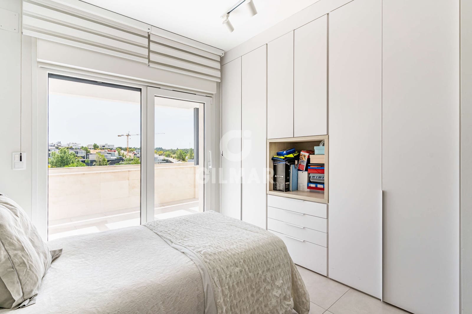 5 bedroom Villa for sale in Majadahonda with pool garage - € 1,799,500 (Ref: 9865954)