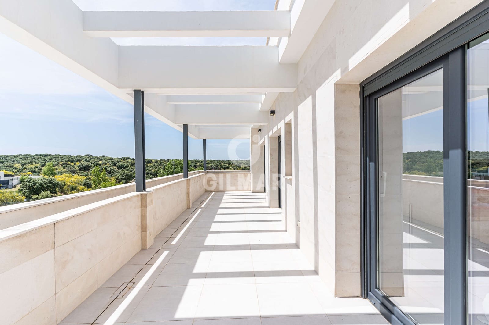 5 bedroom Villa for sale in Majadahonda with pool garage - € 1,799,500 (Ref: 9865954)
