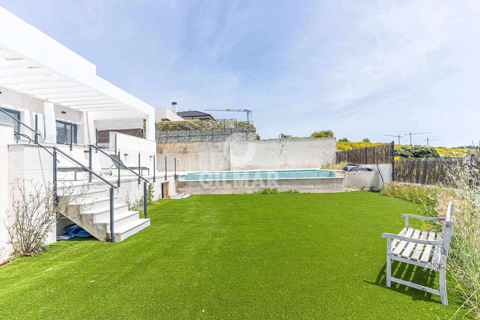 5 bedroom Villa for sale in Majadahonda with pool garage - € 1,799,500 (Ref: 9865954)