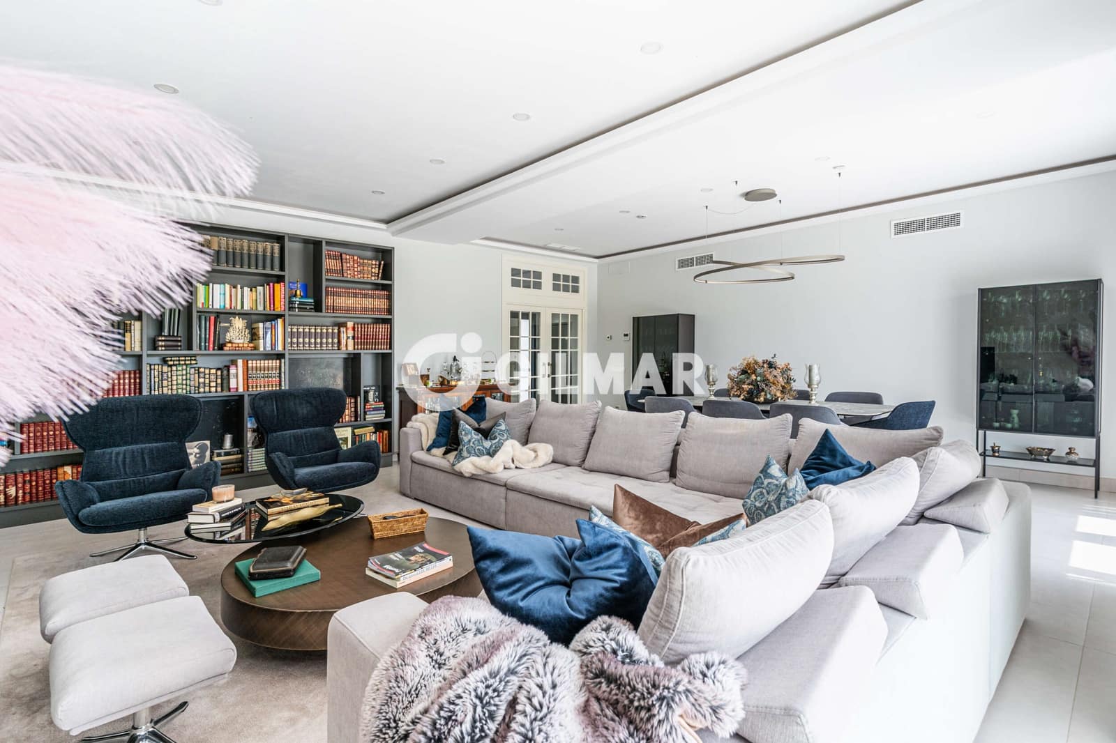 5 bedroom Villa for sale in Majadahonda with pool garage - € 1,799,500 (Ref: 9865954)