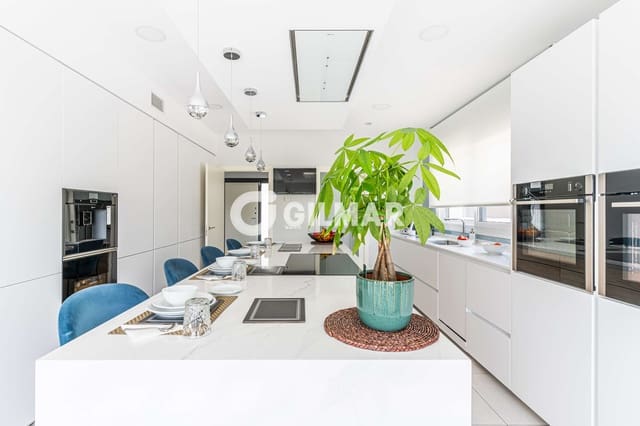 5 soveværelse Villa til salg i Majadahonda med swimmingpool garage - € 1.799.500 (Ref: 9865954)