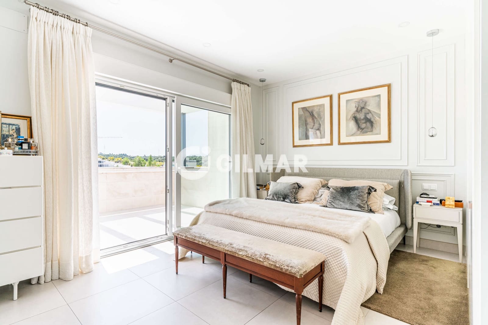 5 bedroom Villa for sale in Majadahonda with pool garage - € 1,799,500 (Ref: 9865954)