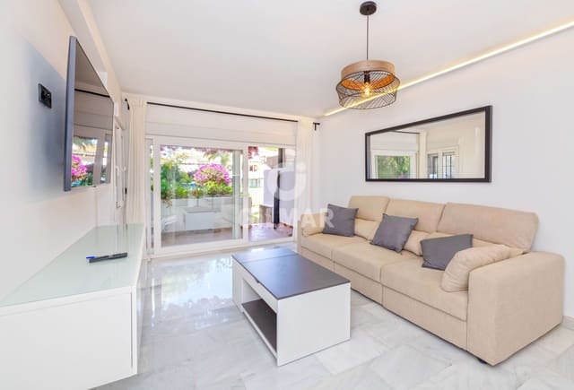 3 sypialnia Mieszkanie na sprzedaż w Sierra Blanca, Marbella z basenem - 615 000 € (Ref: 9866205)
