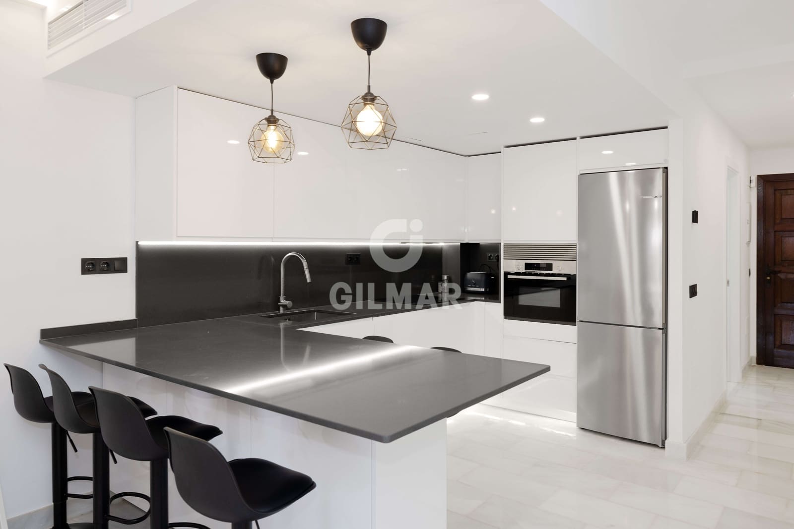 3 sypialnia Mieszkanie na sprzedaż w Golden Mile z basenem - 615 000 € (Ref: 9866205)