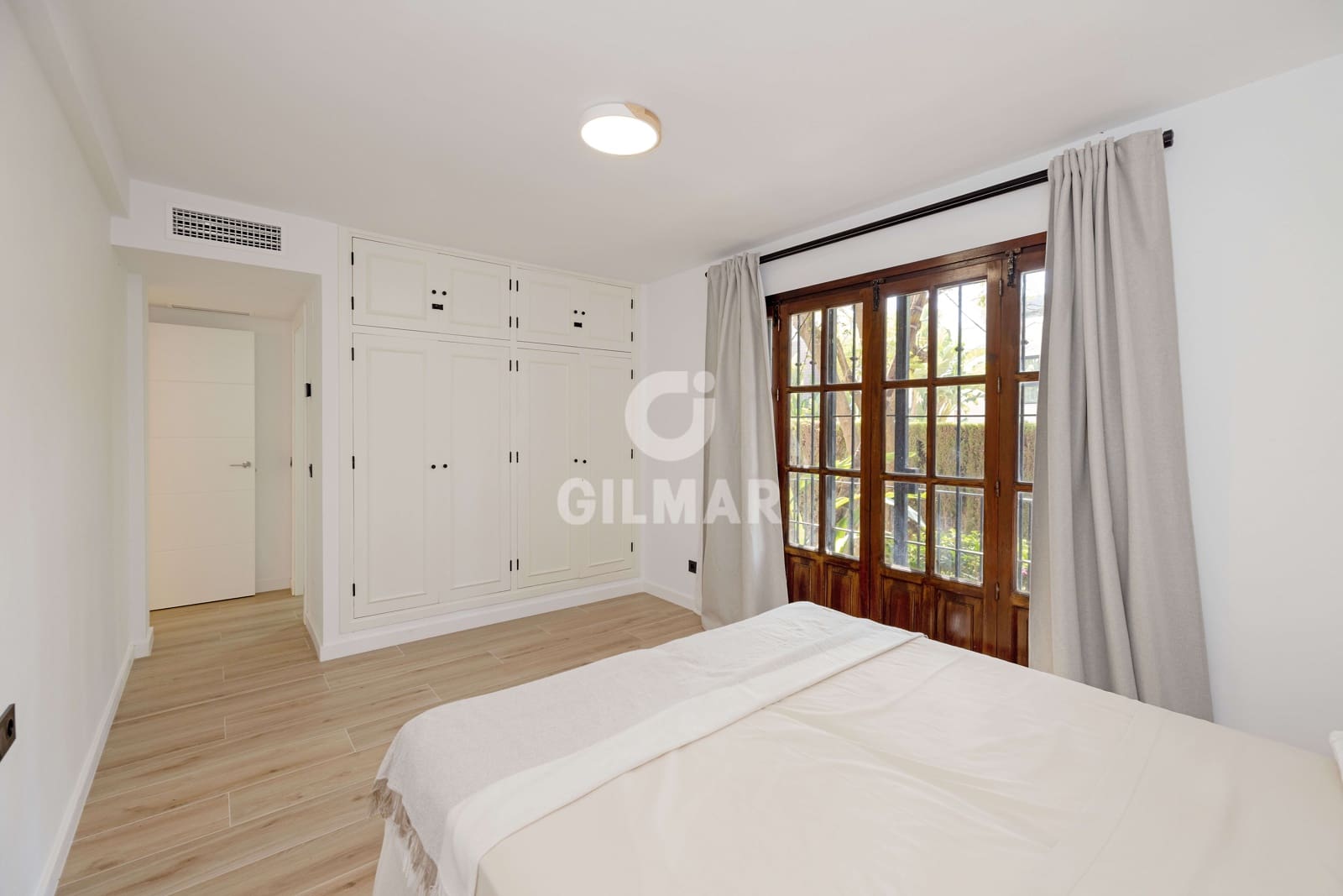 3 sypialnia Mieszkanie na sprzedaż w Golden Mile z basenem - 615 000 € (Ref: 9866205)