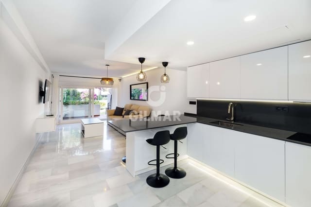 3 sypialnia Mieszkanie na sprzedaż w Sierra Blanca, Marbella z basenem - 615 000 € (Ref: 9866205)