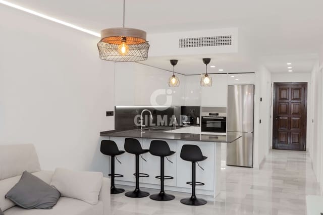 3 sypialnia Mieszkanie na sprzedaż w Sierra Blanca, Marbella z basenem - 615 000 € (Ref: 9866205)